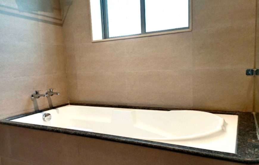 PREMIUM ROOM WITH BALCONY