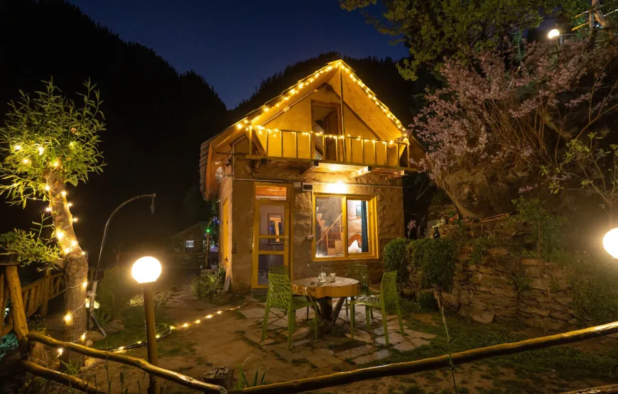 Whispering Pines Cottages – Cabin at Tandi